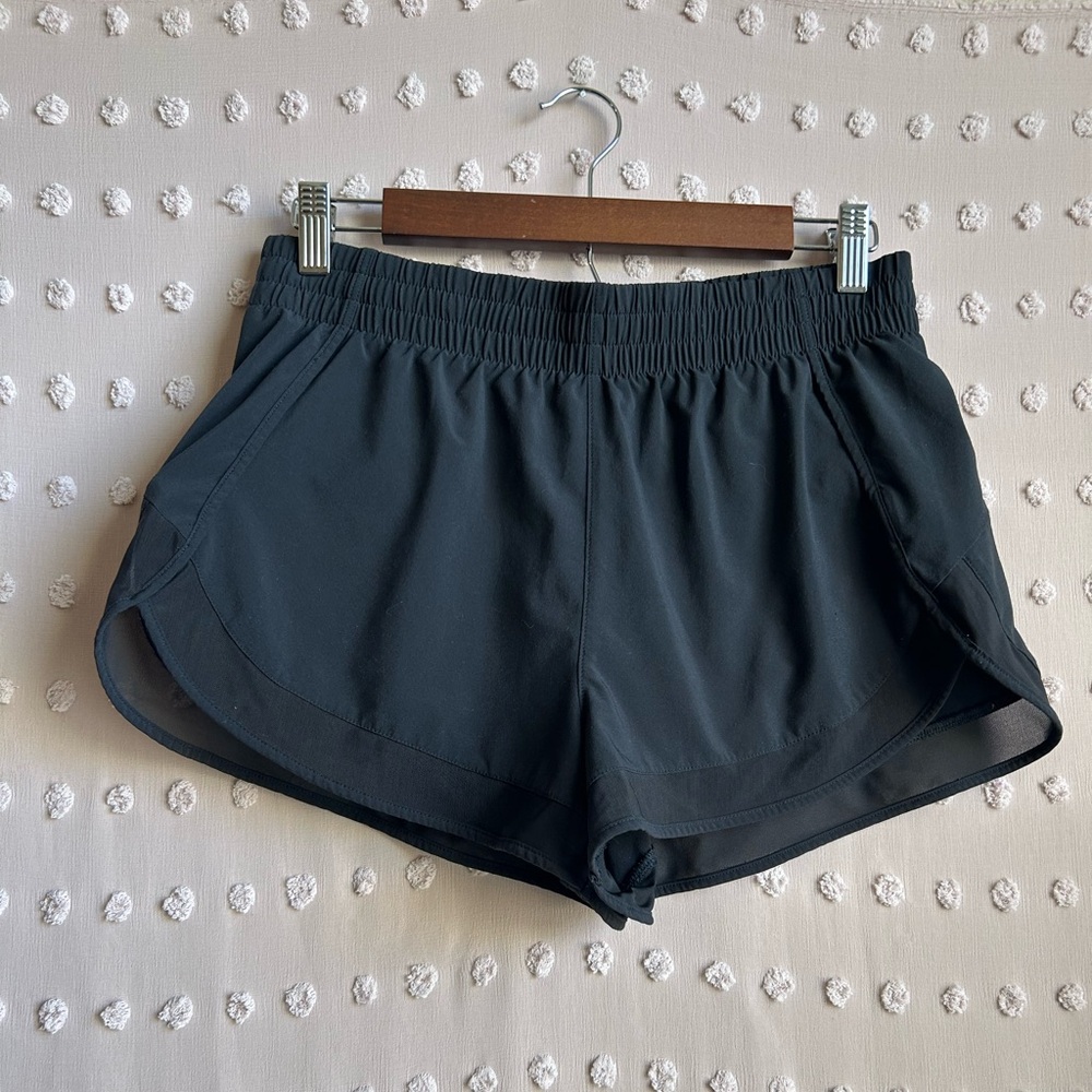 Athleta Mesh‎ Racer Run 2.5” Short Sz S Black